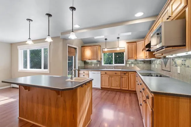 $2,200 | 9518 North Normandie Street, Spokane, WA 99218