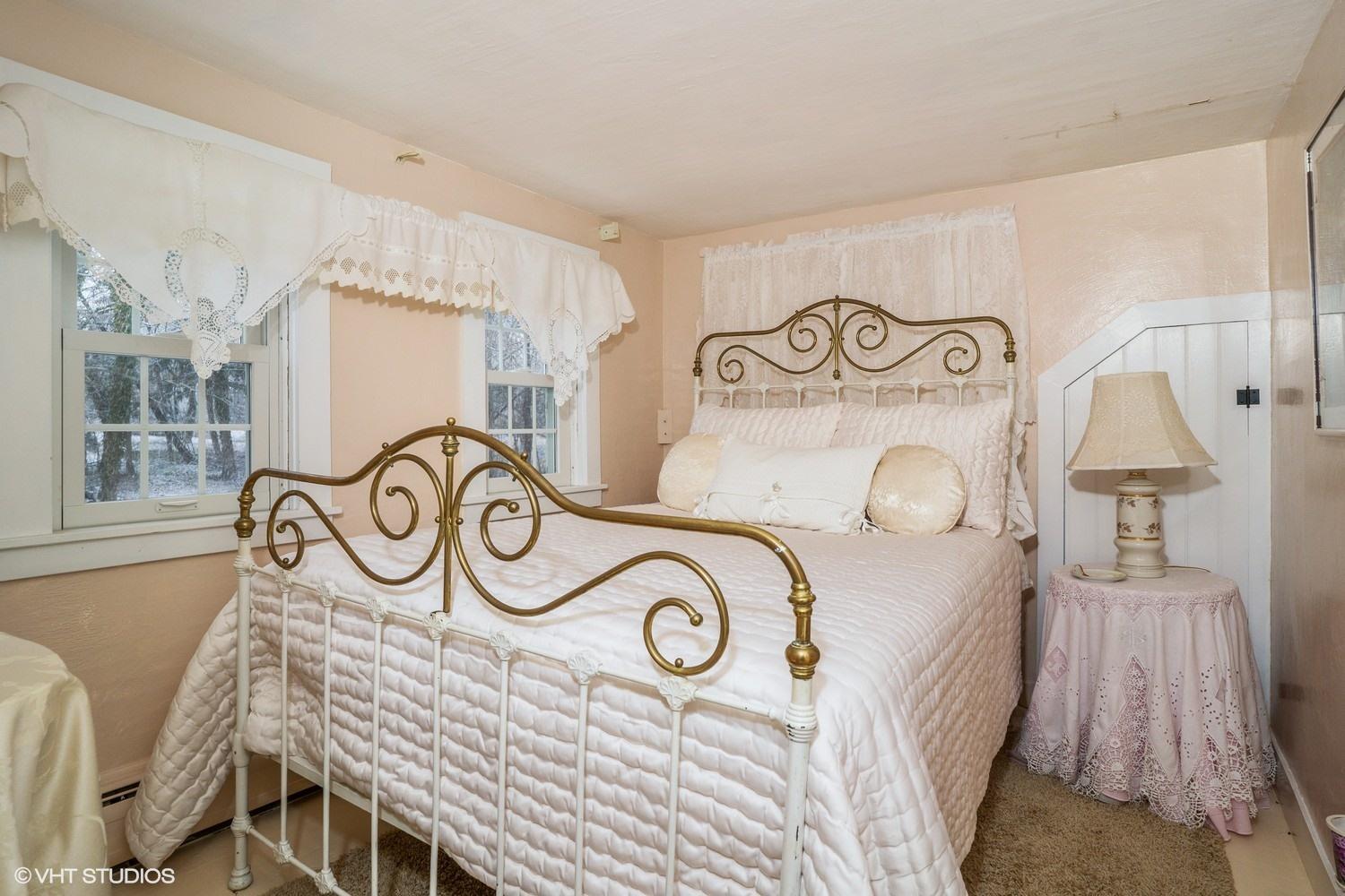 1579 Hyannis-Barnstable Road Barnstable, MA 02630 - Photo 14 of 18 15_1579HyannisRoad_153_2ndBedroom_MLSuse