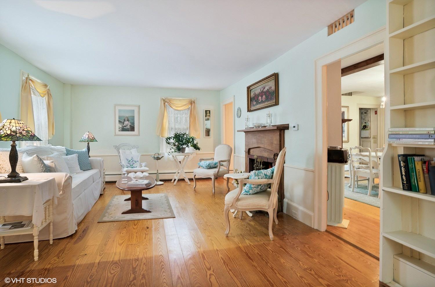 1579 Hyannis-Barnstable Road Barnstable, MA 02630 - Photo 4 of 18 03_1579HyannisRoad_10001_LivingRoom_MLSu