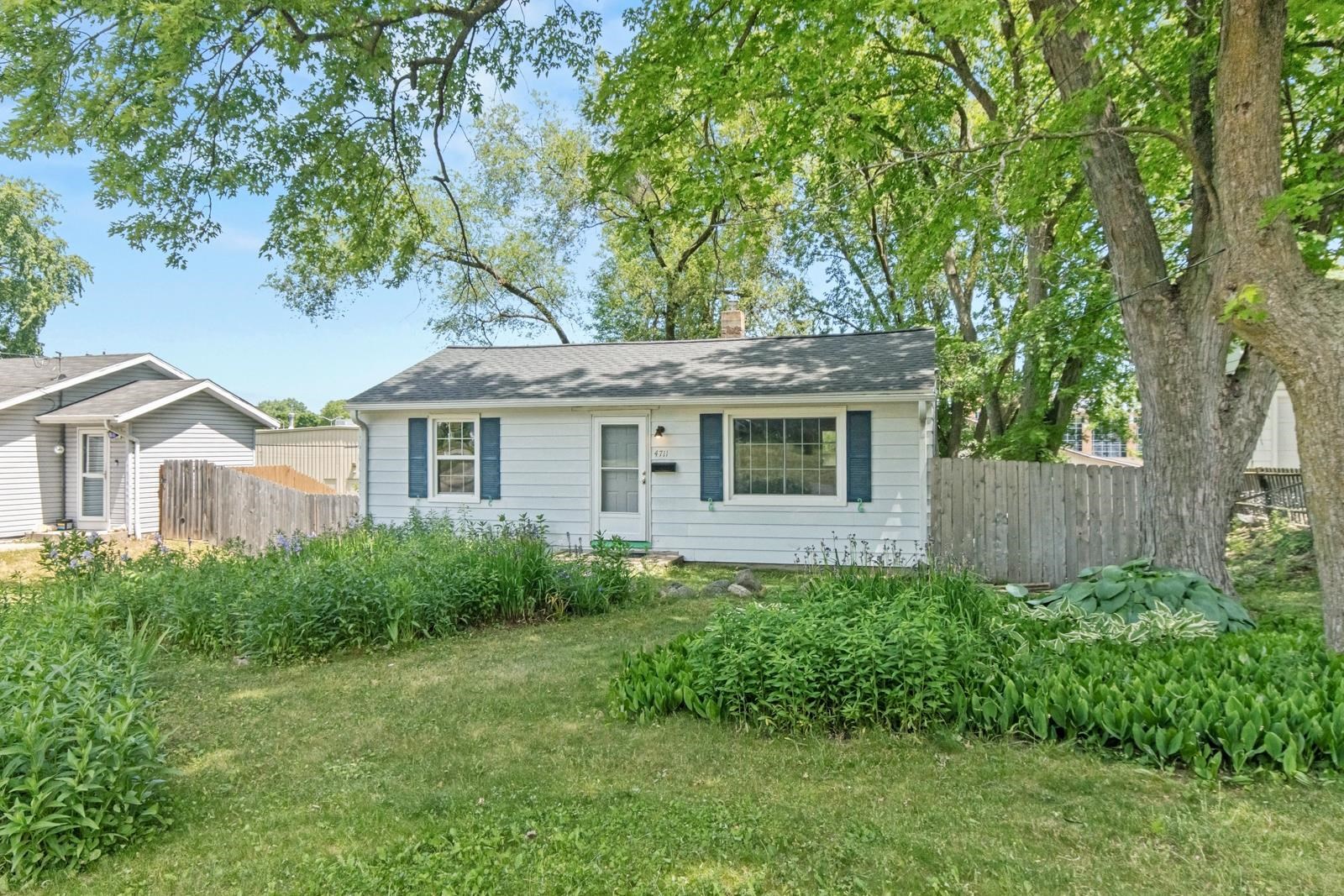 4711 Camden Road Madison, WI 53716 - Photo 31 of 39