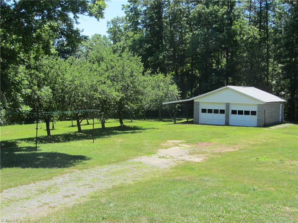 1062 Ridge Road Pine Hall, NC 27042 - Photo 12 of 18