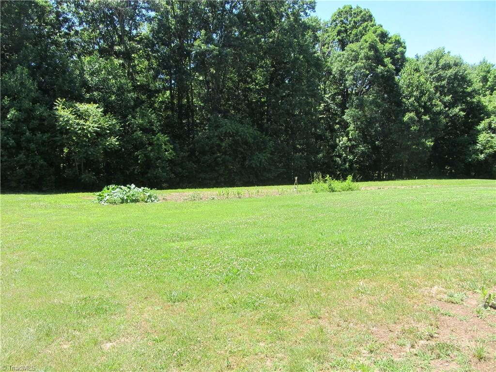 1062 Ridge Road Pine Hall, NC 27042 - Photo 15 of 18