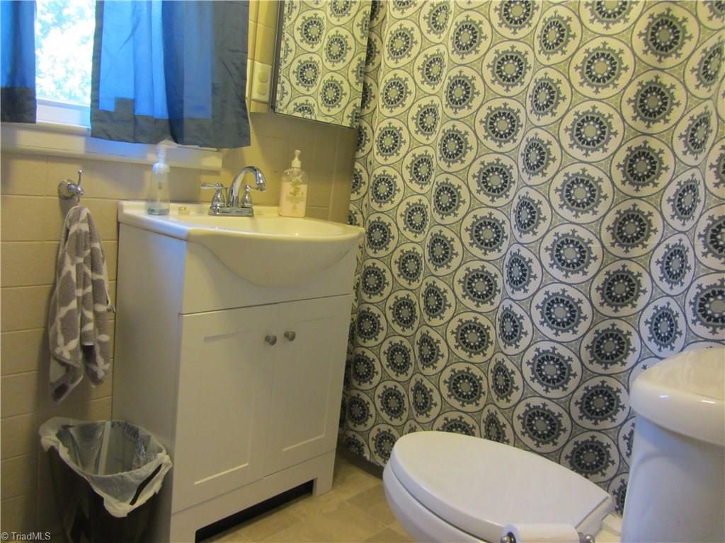 1062 Ridge Road Pine Hall, NC 27042 - Photo 10 of 18