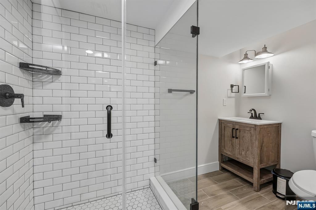 676 Ridgewood Avenue Oradell, NJ 07649 - Photo 44 of 50