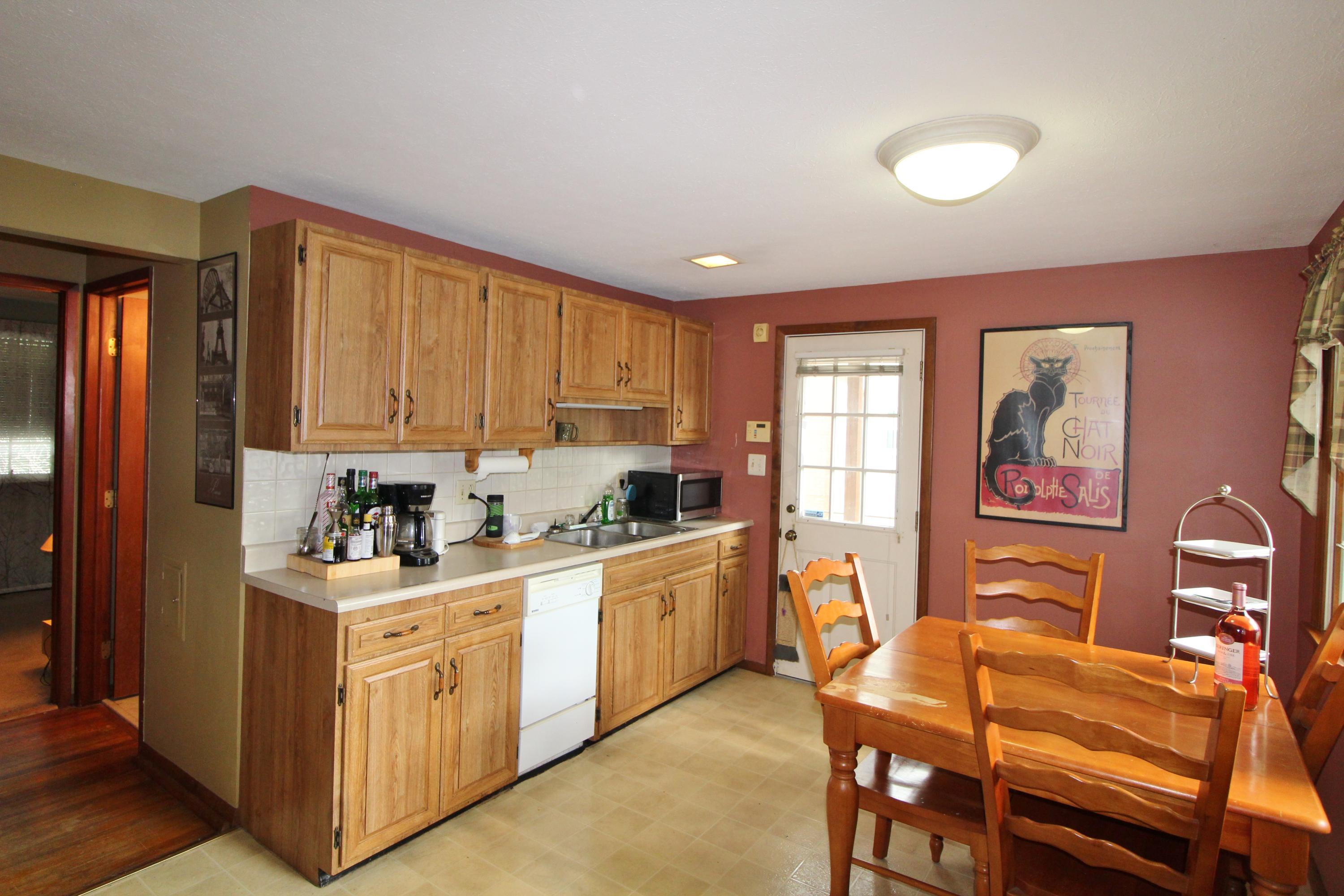 6532 Devonhill Road Columbus, OH 43229 - Photo 11 of 30 Gallery Image 11