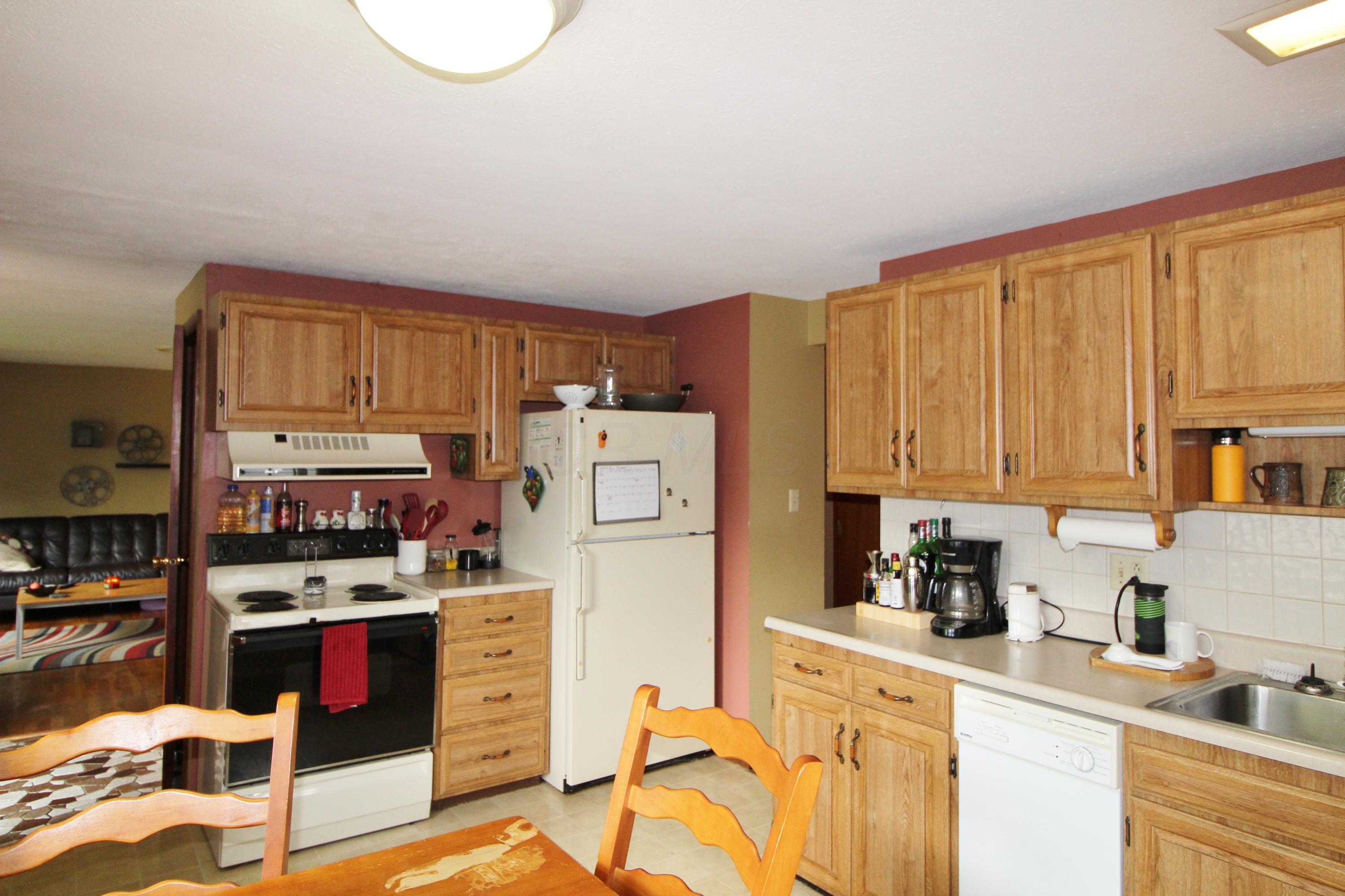 6532 Devonhill Road Columbus, OH 43229 - Photo 13 of 30 Gallery Image 13
