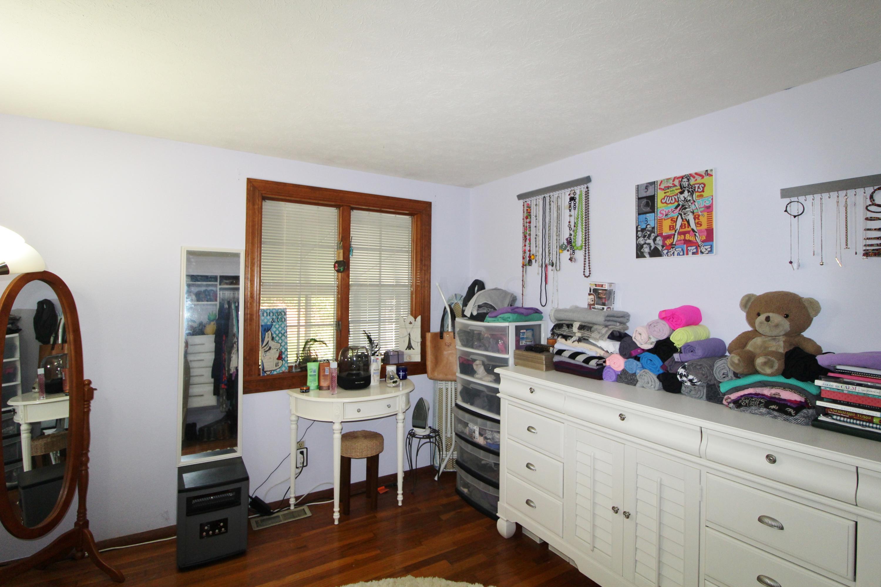 6532 Devonhill Road Columbus, OH 43229 - Photo 18 of 30 Gallery Image 18
