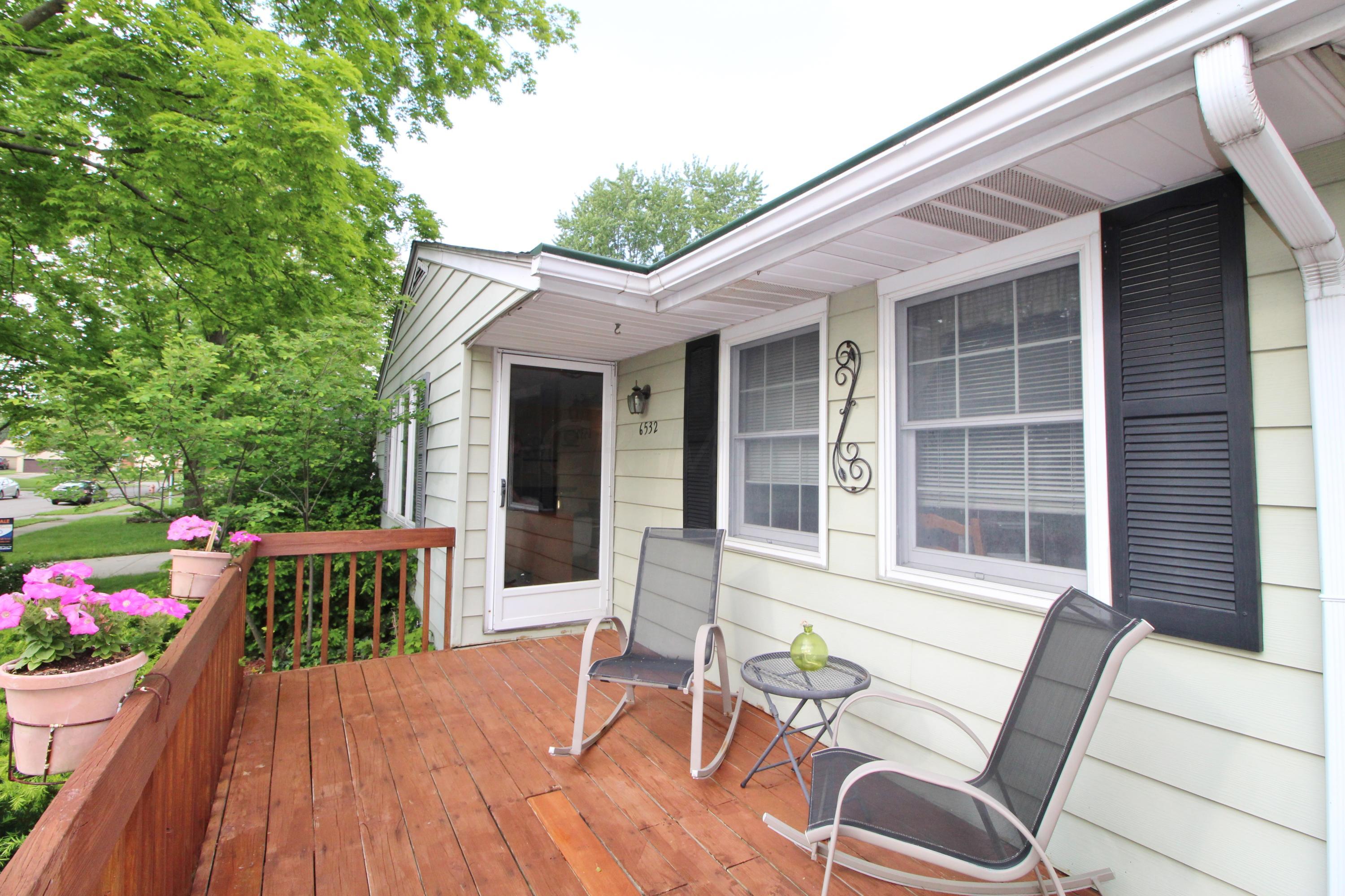 6532 Devonhill Road Columbus, OH 43229 - Photo 6 of 30 Gallery Image 6