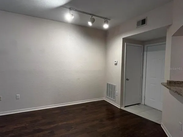 $1,425 | 14905 Arbor Springs Circle, Unit 204, Tampa, FL 33624