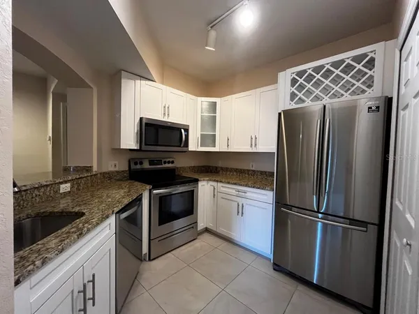 $1,425 | 14905 Arbor Springs Circle, Unit 204, Tampa, FL 33624