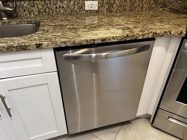 $1,425 | 14905 Arbor Springs Circle, Unit 204, Tampa, FL 33624