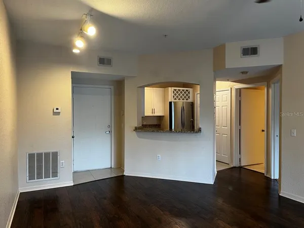 $1,425 | 14905 Arbor Springs Circle, Unit 204, Tampa, FL 33624