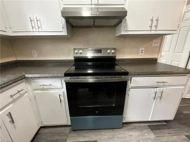 $1,495 | 2607 Dallas Avenue, High Point, NC 27265