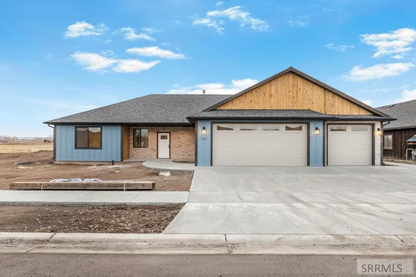 $585,000 | 288 East 5th South, Sugar City, ID 83448