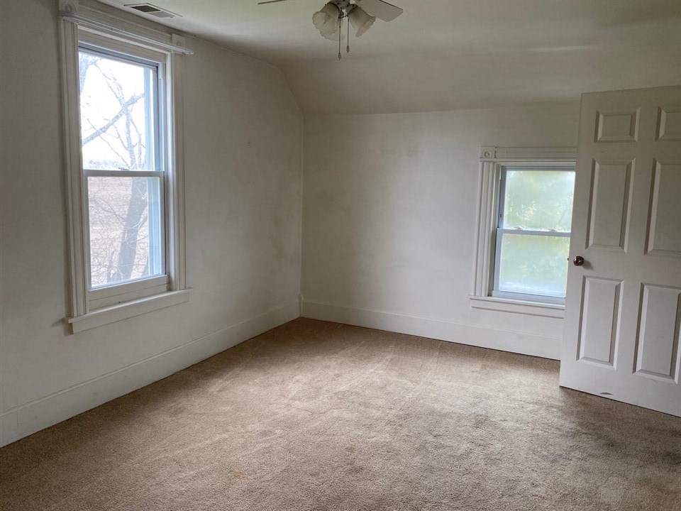 1826 Delta Road Bay City, MI 48706 - Photo 18 of 44