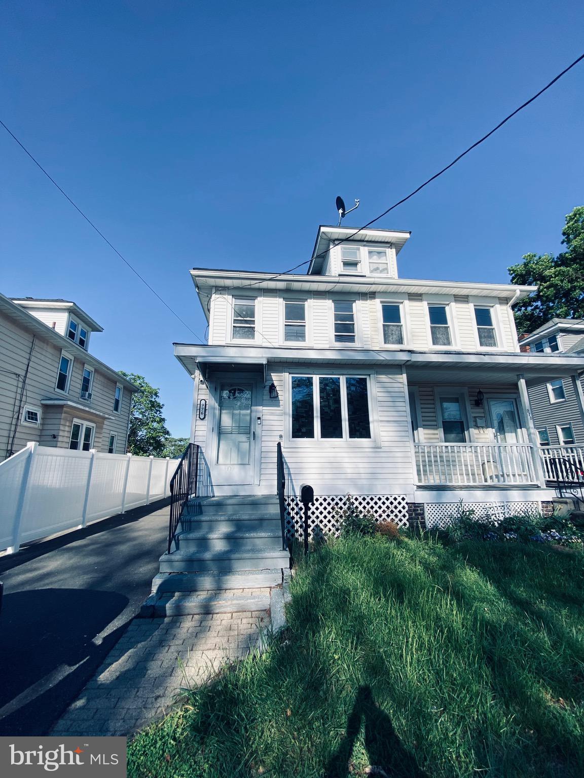 976 Klockner Road Trenton, NJ 08619 - Photo 1 of 31