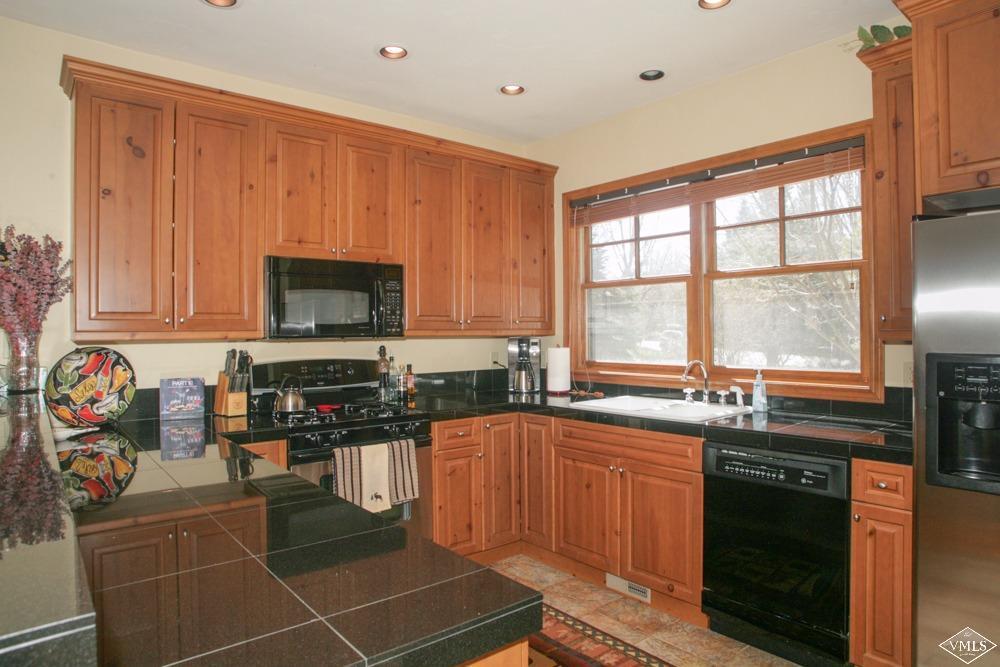 330 June Creek Road, Unit A Edwards, CO 81632 - Photo 6 of 23 Additional Photo