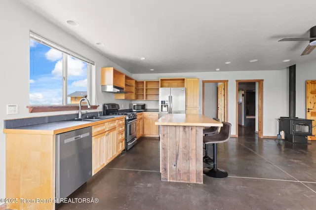 $775,000 | 557 Turtle Walk, Victor, ID 83455