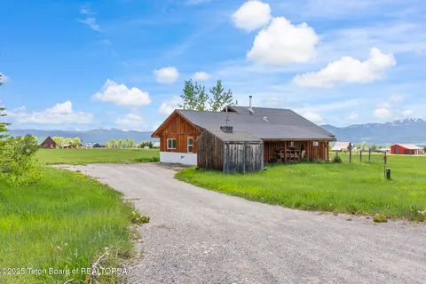 $775,000 | 557 Turtle Walk, Victor, ID 83455