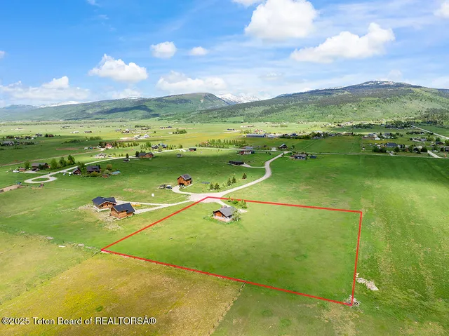 $775,000 | 557 Turtle Walk, Victor, ID 83455