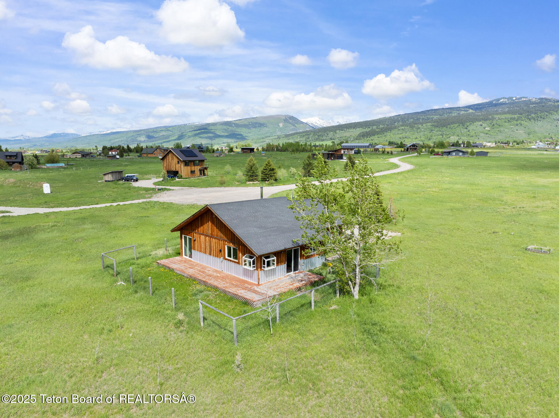 557 Turtle Walk Victor, ID 83455 - Photo 37 of 38 DJI_0966