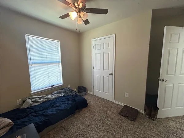 $895 | 305 Ehlinger Drive, Unit D, Bryan, TX 77801