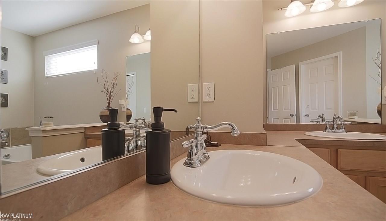53080 Molenda Road Chesterfield, MI 48051 - Photo 22 of 44