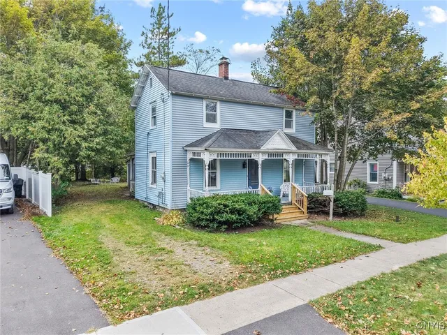 $379,900 | 35 West Elizabeth Street, Skaneateles, NY 13152