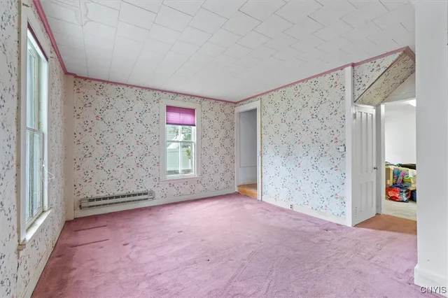 $379,900 | 35 West Elizabeth Street, Skaneateles, NY 13152