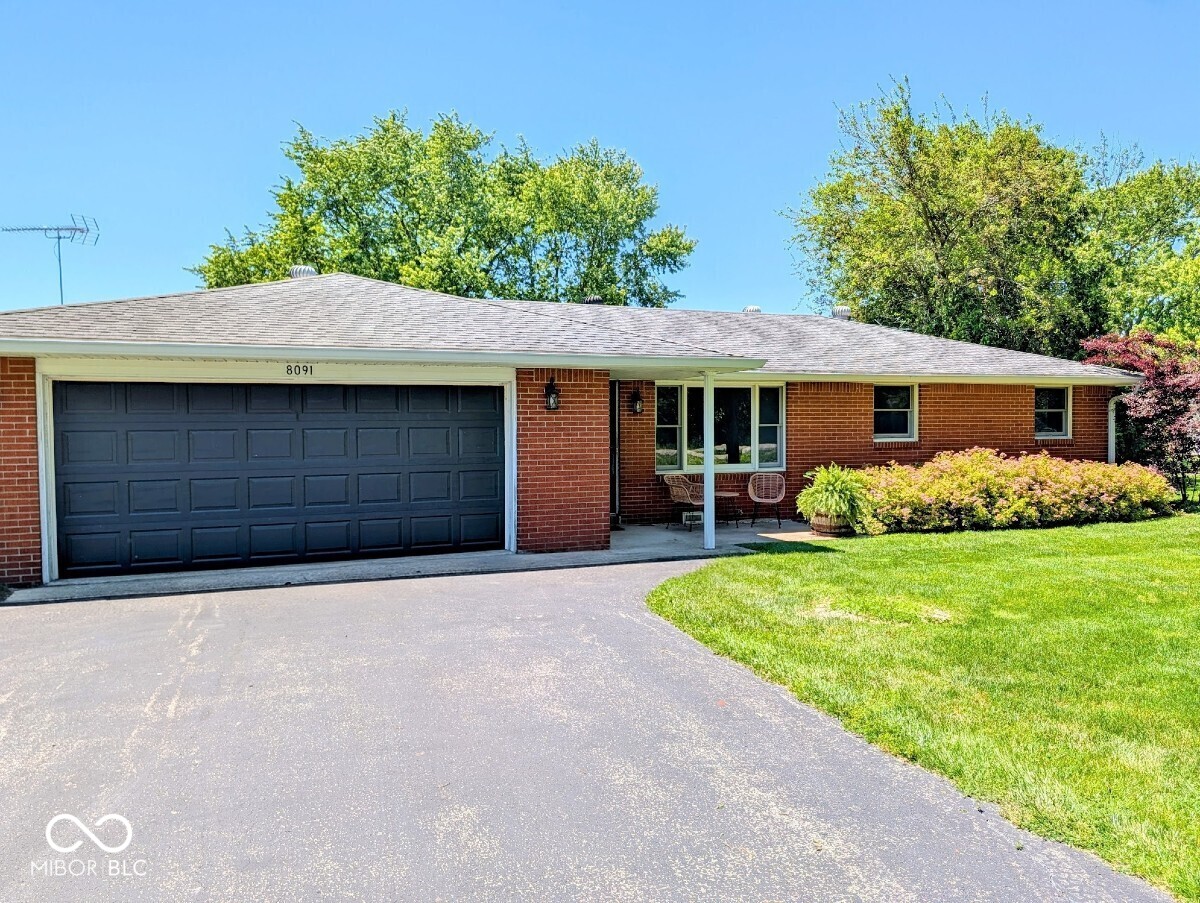 8091 South 100th Street East Pendleton, IN 46064 - Photo 1 of 18