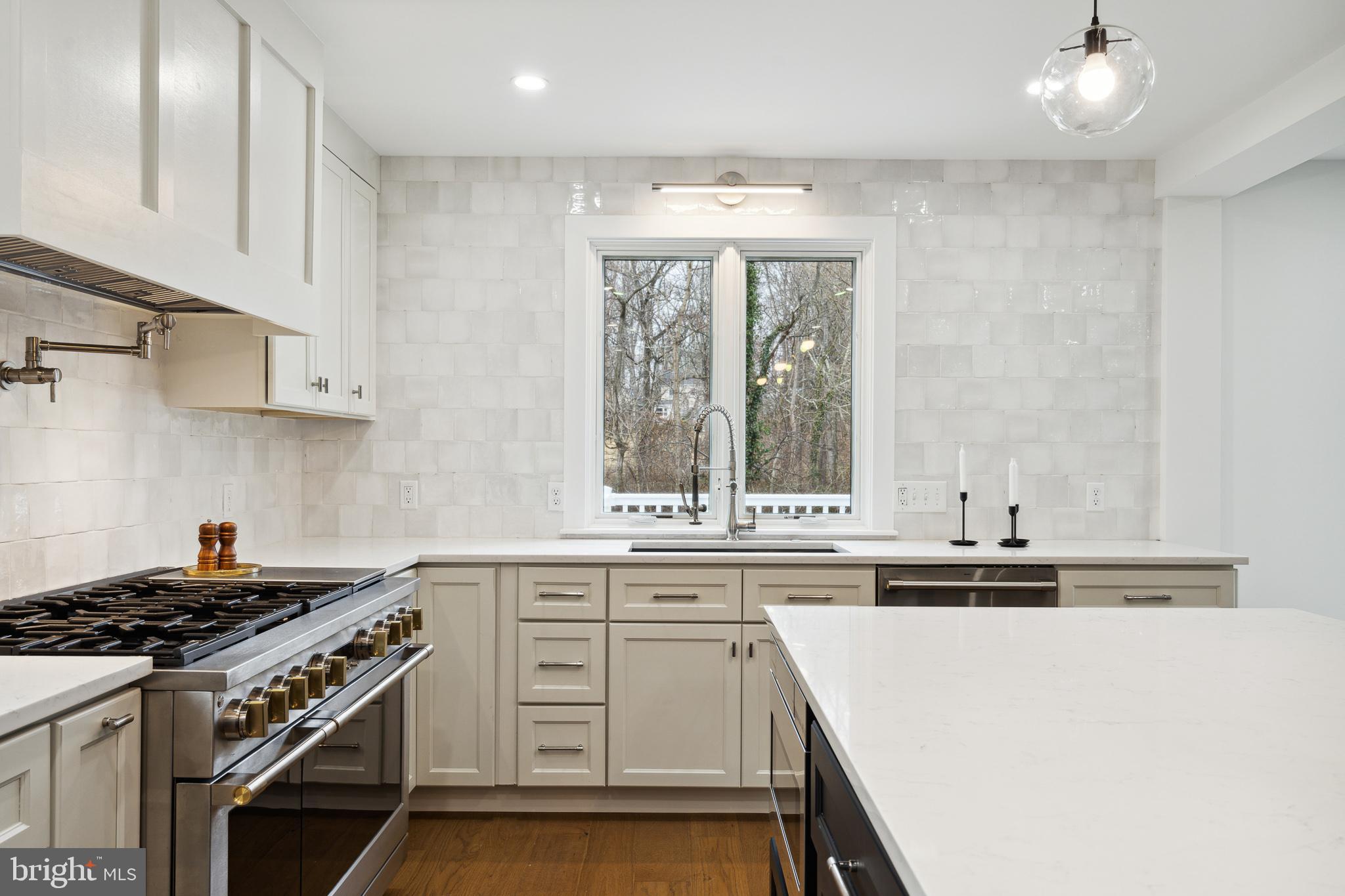 208 Comrie Drive Villanova, PA 19085 - Photo 17 of 72