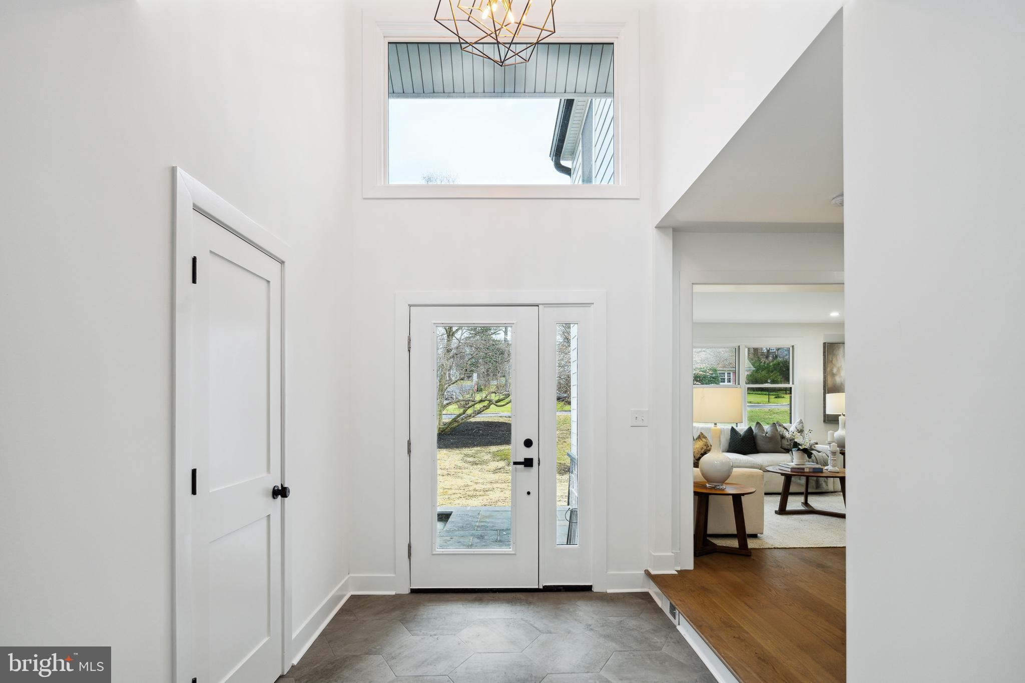 208 Comrie Drive Villanova, PA 19085 - Photo 5 of 72