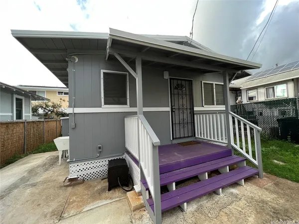 $2,800 | 3046 Harding Avenue, Unit C, Honolulu, HI 96816