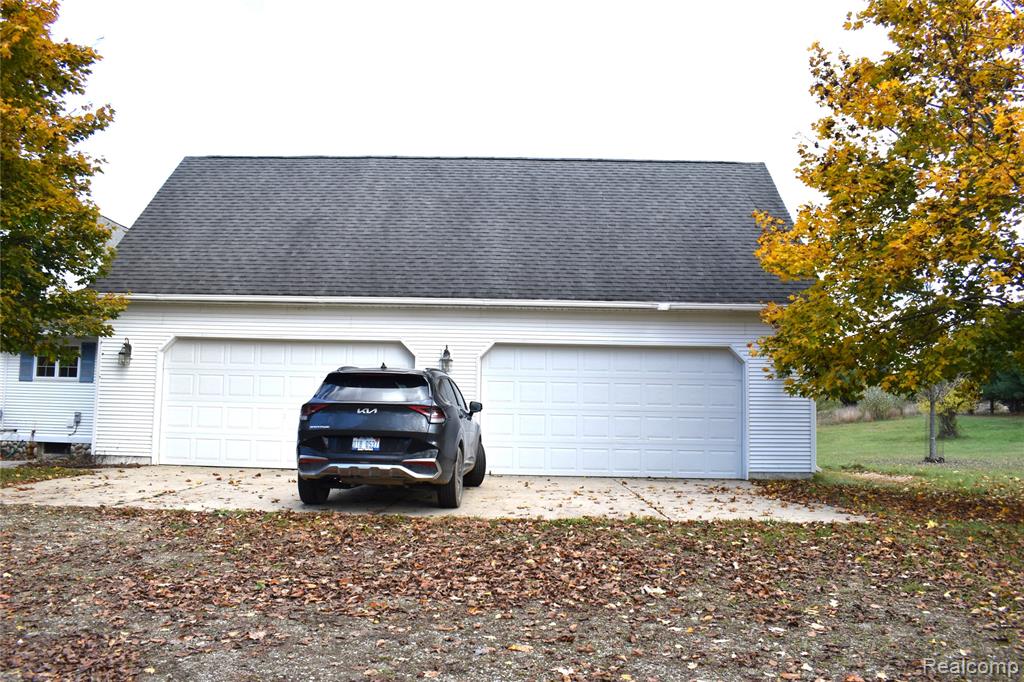 9701 Roberts Road Gregory, MI 48137 - Photo 33 of 39