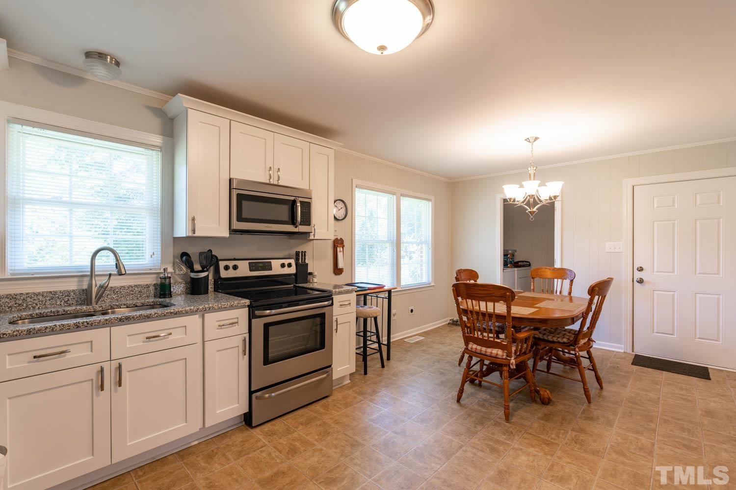 299 Ranch Road Clayton, NC 27520 - Photo 11 of 19 Gallery Image 11