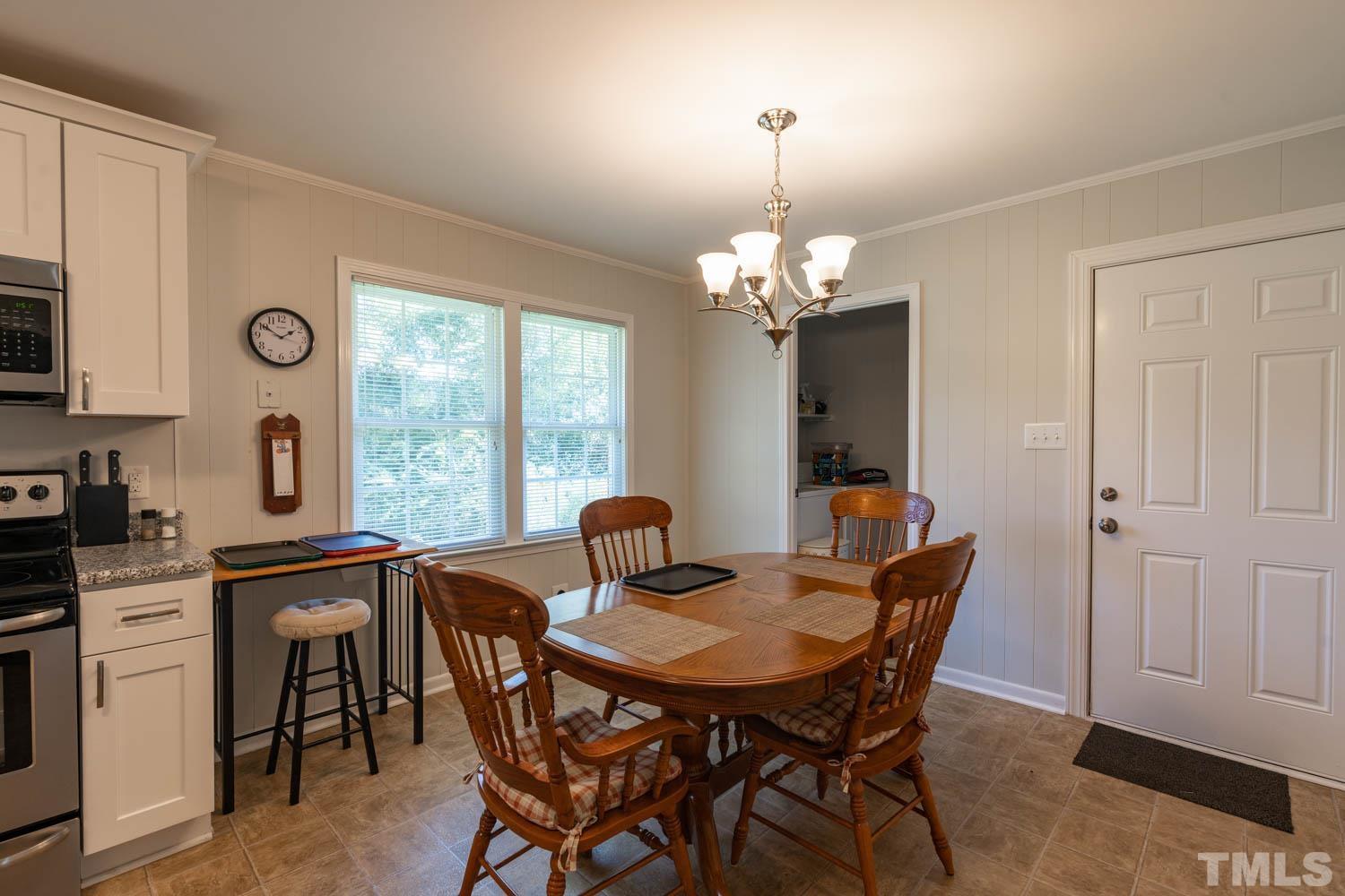 299 Ranch Road Clayton, NC 27520 - Photo 6 of 19 Gallery Image 6