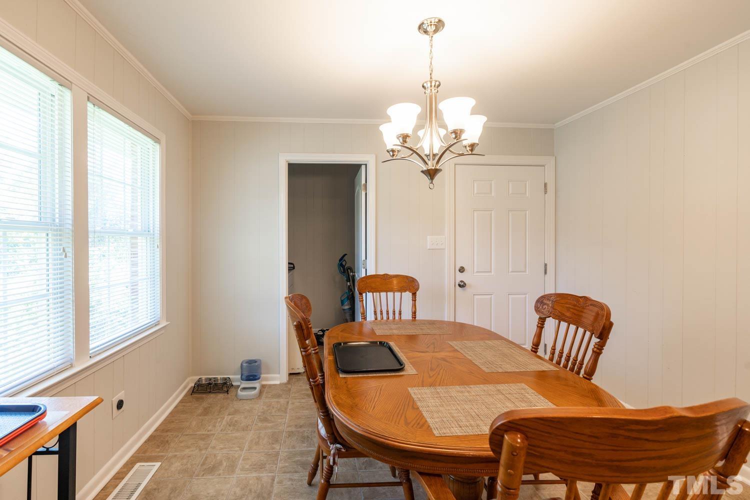 299 Ranch Road Clayton, NC 27520 - Photo 8 of 19 Gallery Image 8