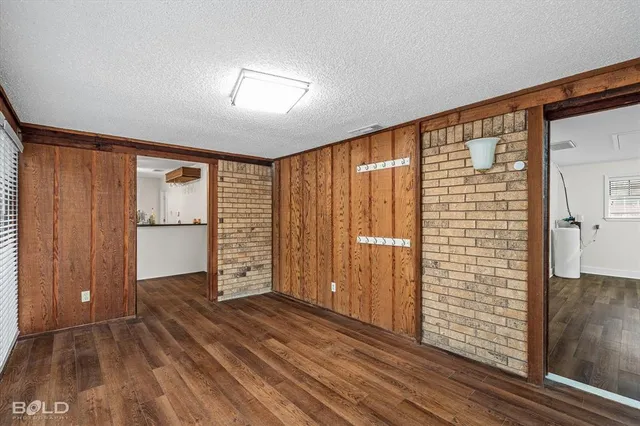 a view of a storage & utility room with washer and dryer