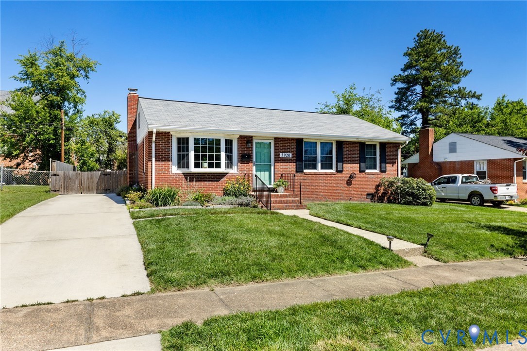 3920 Rosedale Avenue Richmond, VA 23227 - Photo 2 of 30