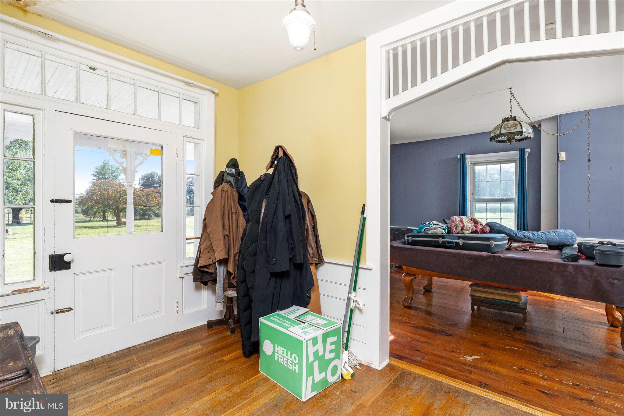 537 Arneytown-chesterfield Road Chesterfield, NJ 08515 - Photo 23 of 87 Main hall entrance