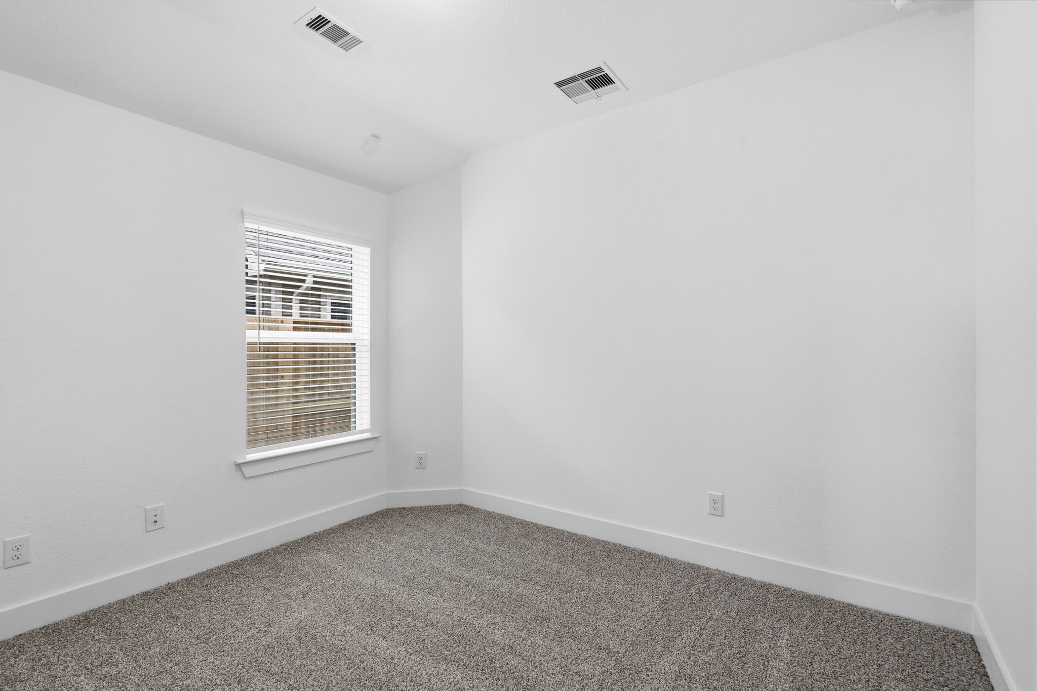 5251 Celestial Court Rosharon, TX 77583 - Photo 11 of 46