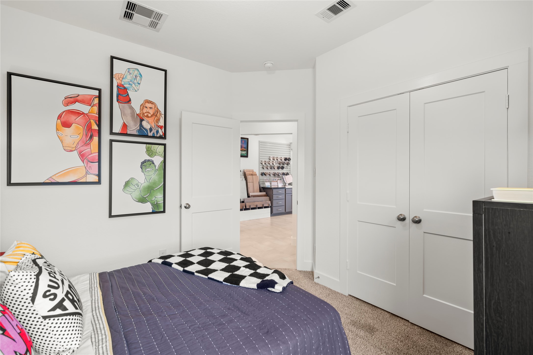 5251 Celestial Court Rosharon, TX 77583 - Photo 32 of 35 Photos are REPRESENTATIVE of the home /floor plan and are NOT of the actual home. Selections, features, and room options may vary. For more info, contact Chesmar Homes.