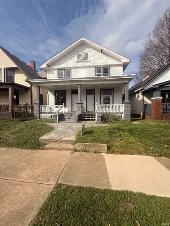 $159,900 | 205 West Oregon Street, Unit 207, Evansville, IN 47710