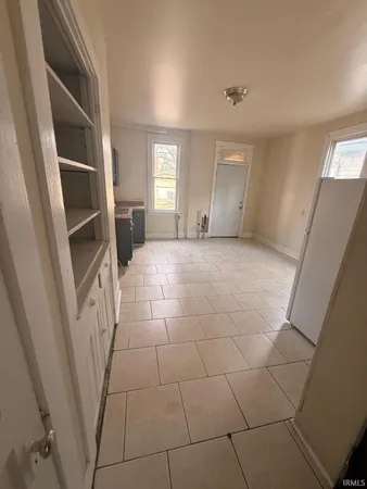 $159,900 | 205 West Oregon Street, Unit 207, Evansville, IN 47710