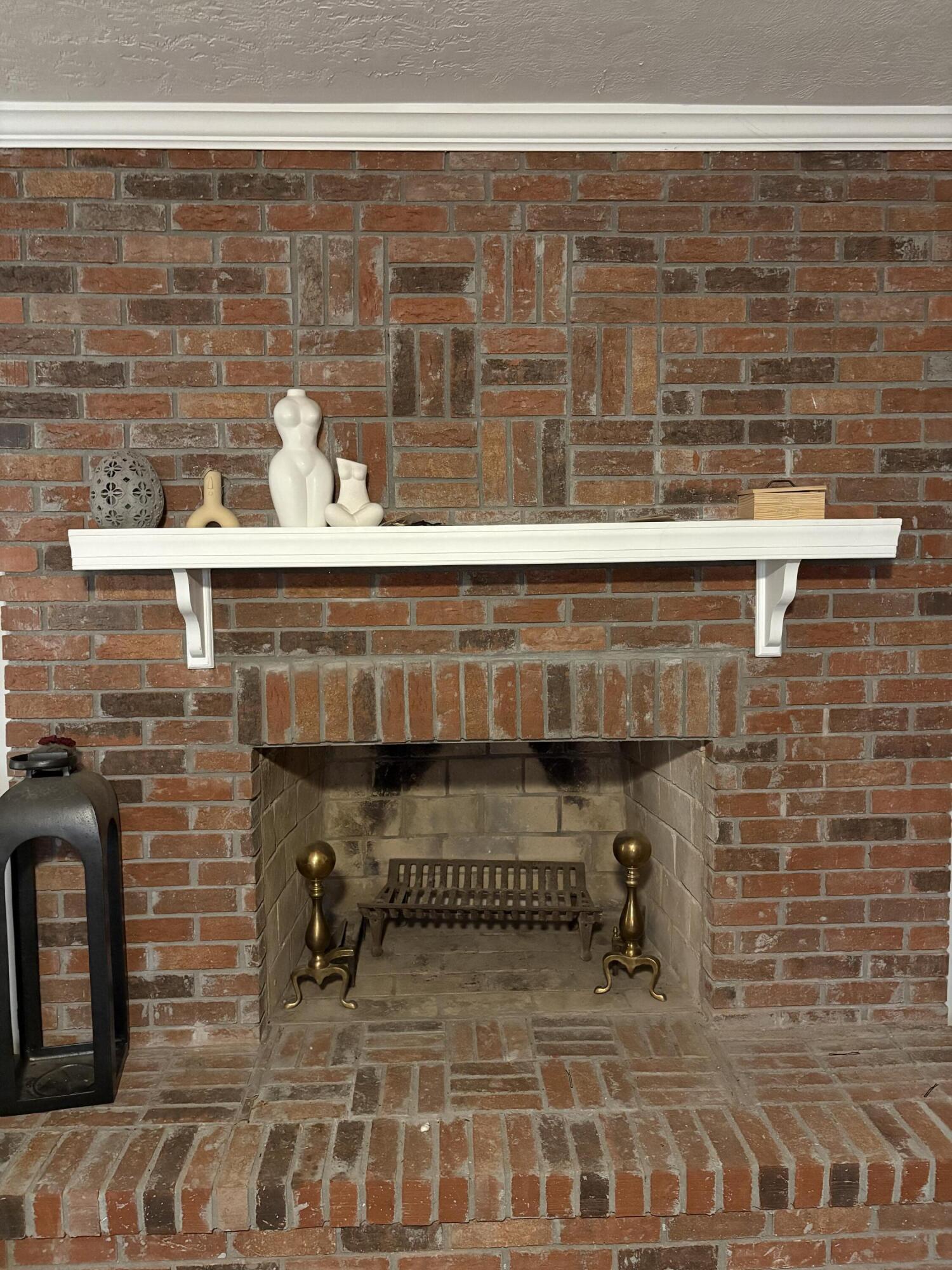 215 South Bell Street Harlem, GA 30814 - Photo 12 of 29 Woodburning Fireplace