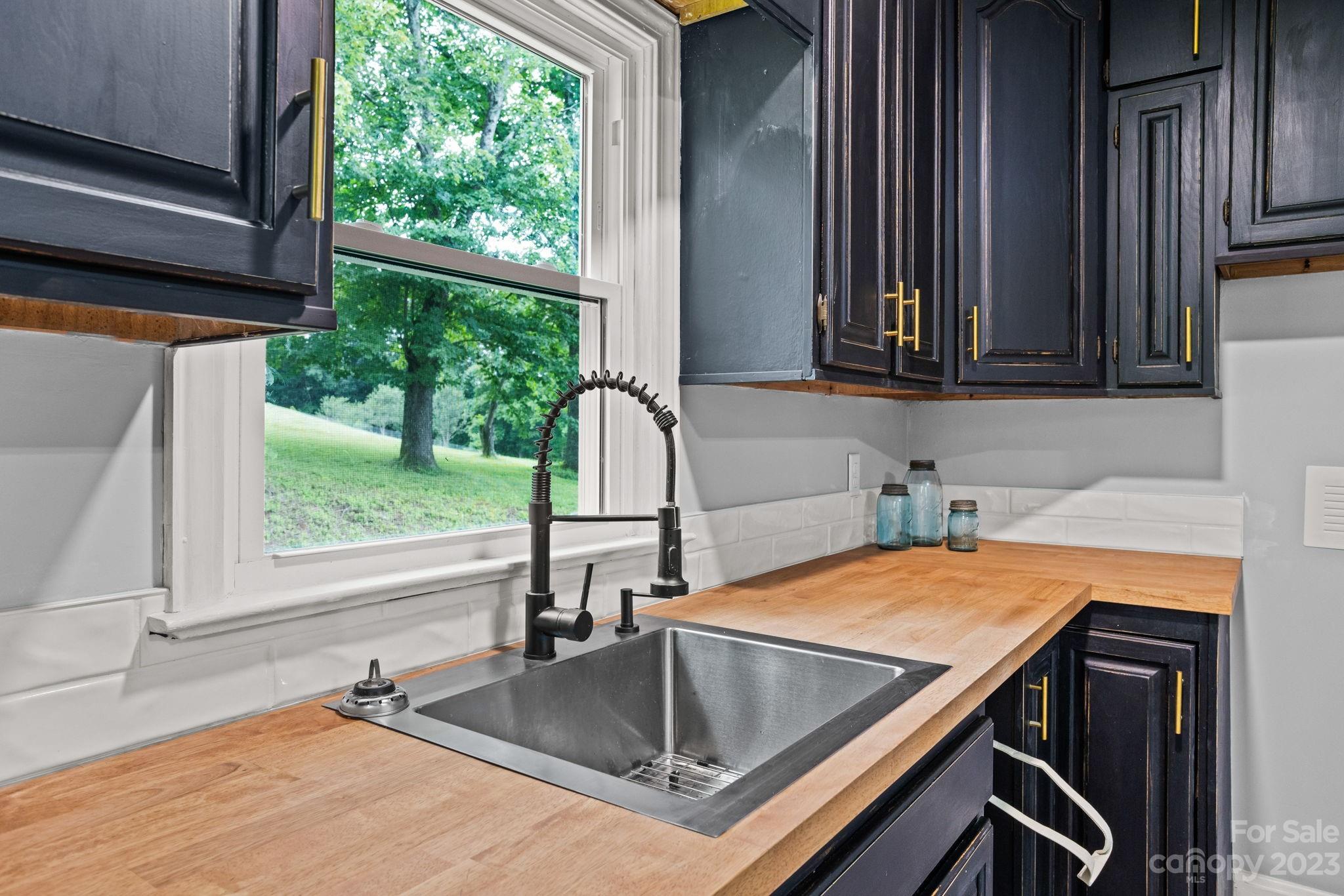13 Hemlock Road Mills River, NC 28759 - Photo 29 of 39 Gallery Image 29