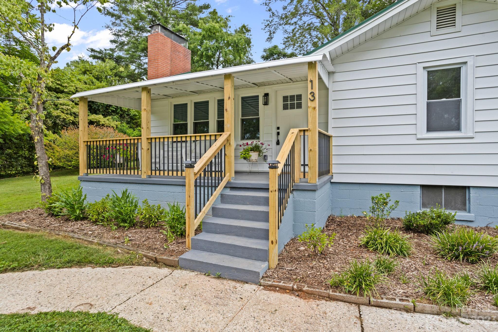 13 Hemlock Road Mills River, NC 28759 - Photo 3 of 39 Gallery Image 3