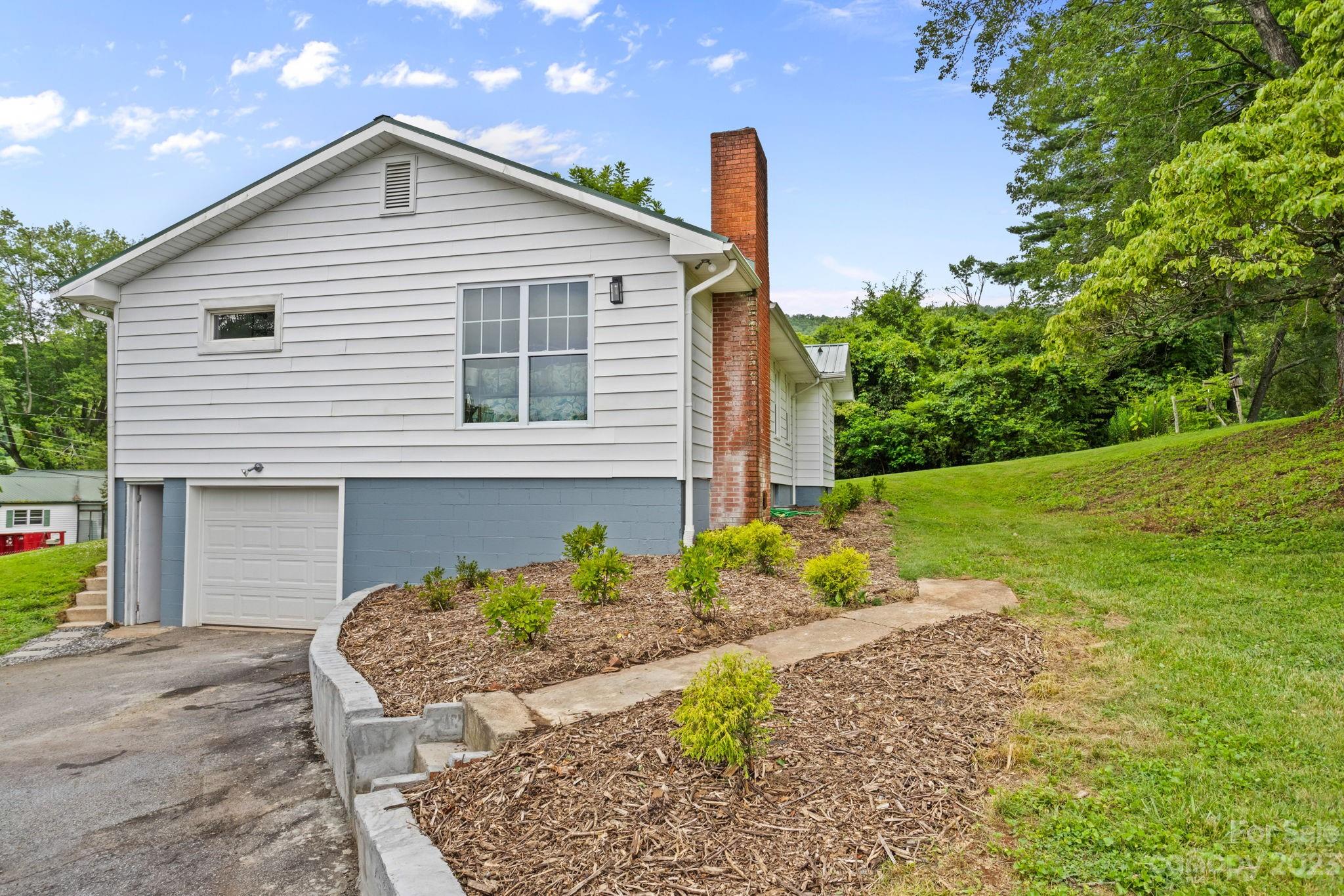 13 Hemlock Road Mills River, NC 28759 - Photo 33 of 39 Gallery Image 33