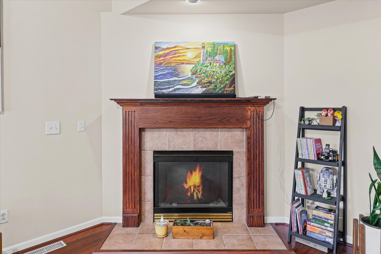 803 Prestwick Point Champaign, IL 61822 - Photo 8 of 38 Gallery Image 8
