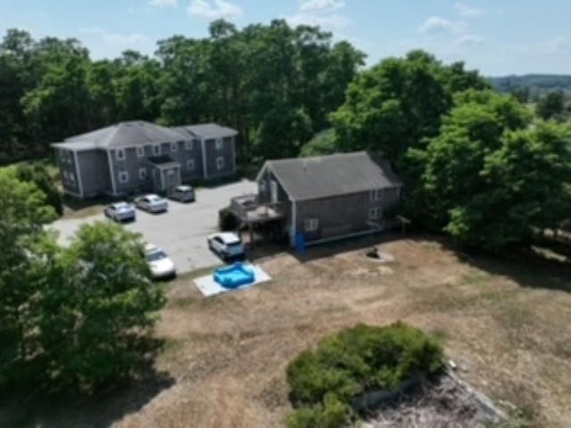 32 Squamscott Road Stratham, NH 03885 - Photo 2 of 18